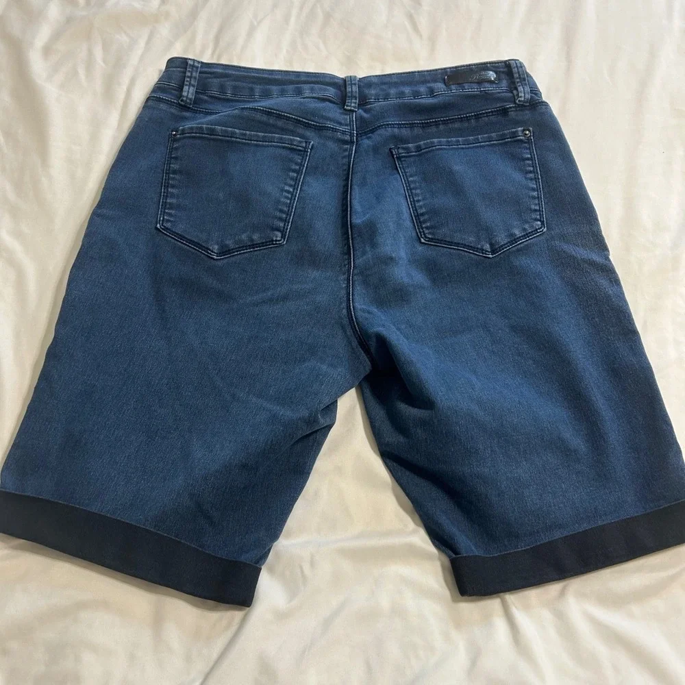 Royalty For Me Womens Blue Denim Bermuda Shorts Size 10‎ Dark Wash Stretch